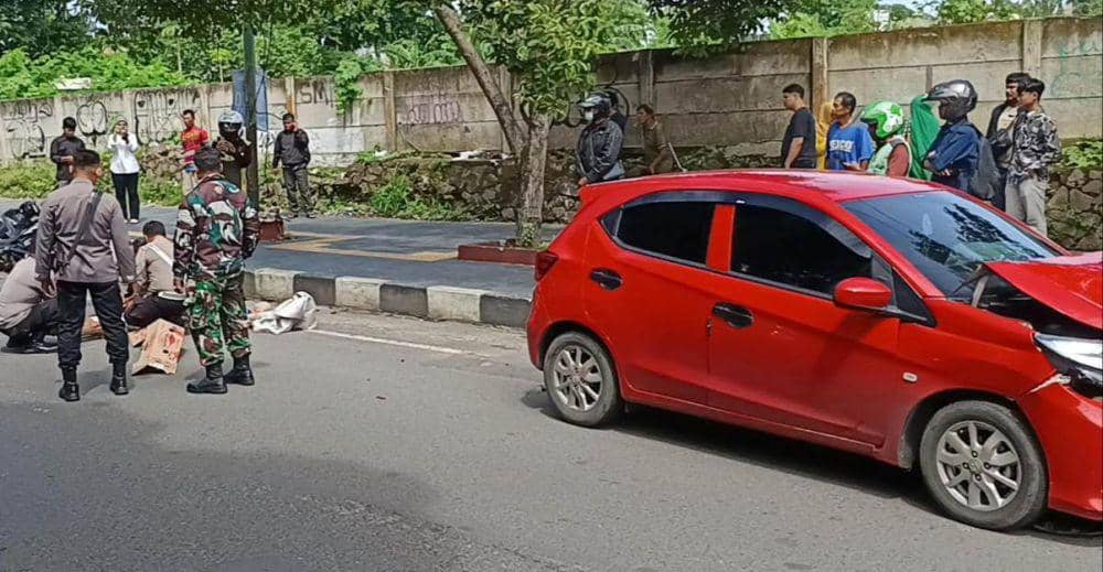 Penampakan dan olah TKP kecelakaan lalu lintas di di Jalan Sultan Agung, Kelurahan Way Halim, Kecamatan Way Halim, Kota Bandar Lampung. (IDN Times/Istimewa).