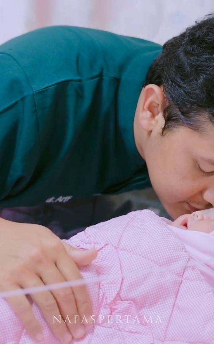 dr.Shindy melahirkan anak kedua ( Instagram.com/dr.shindyputri_)