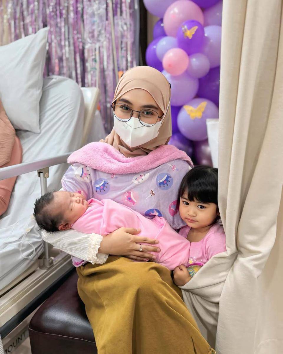potret Ria Ricis dan Moana (instagram.com/riaricis1795)