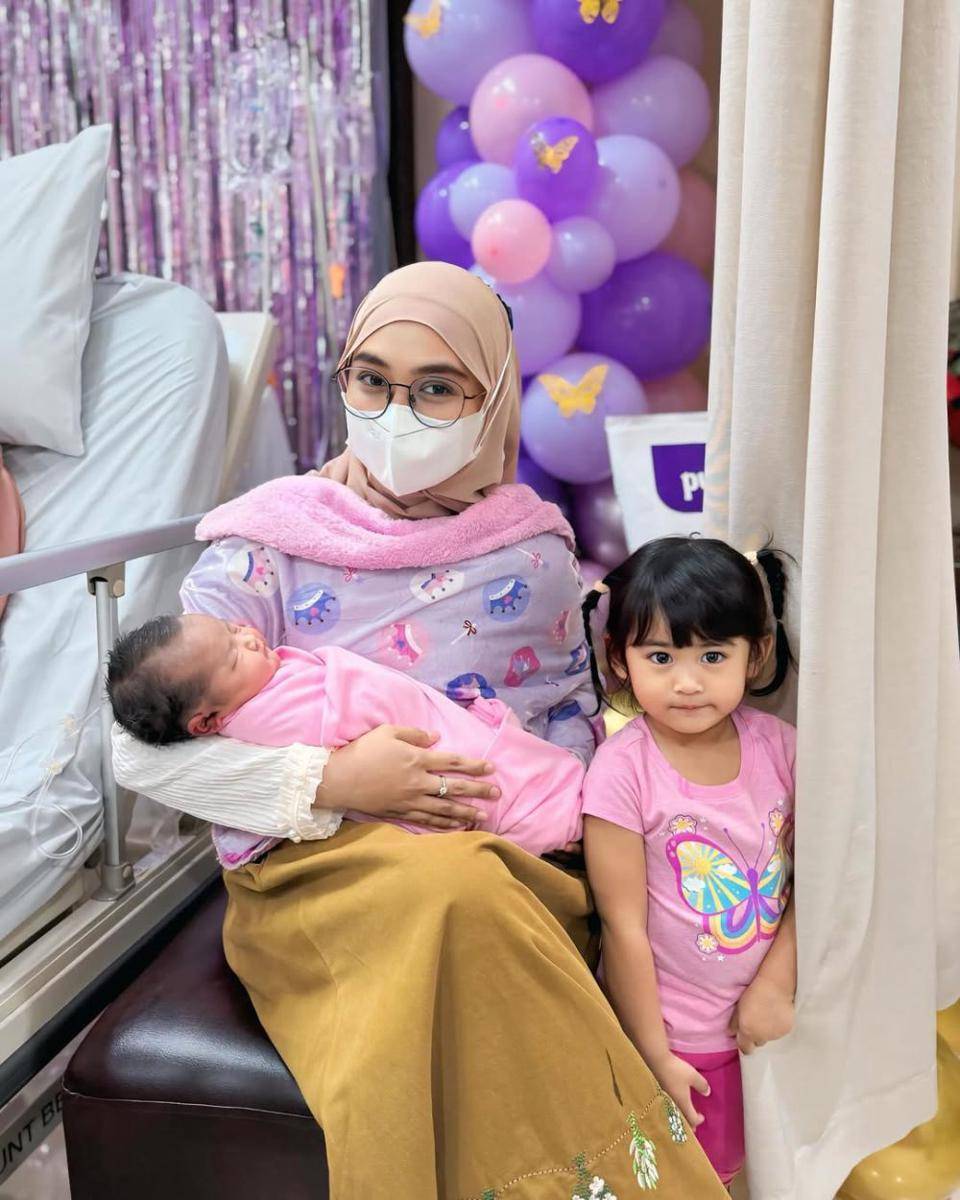 potret Ria Ricis dan Moana (instagram.com/riaricis1795)