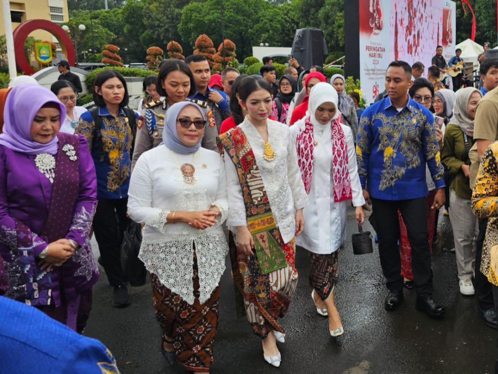 Selvi Rakabuming Hadiri Puncak Hari Ibu di Kota Tangerang