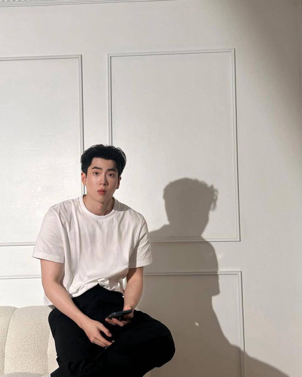 potret clean outfit ala Nonkul Chanon (instagram.com/nonkul)