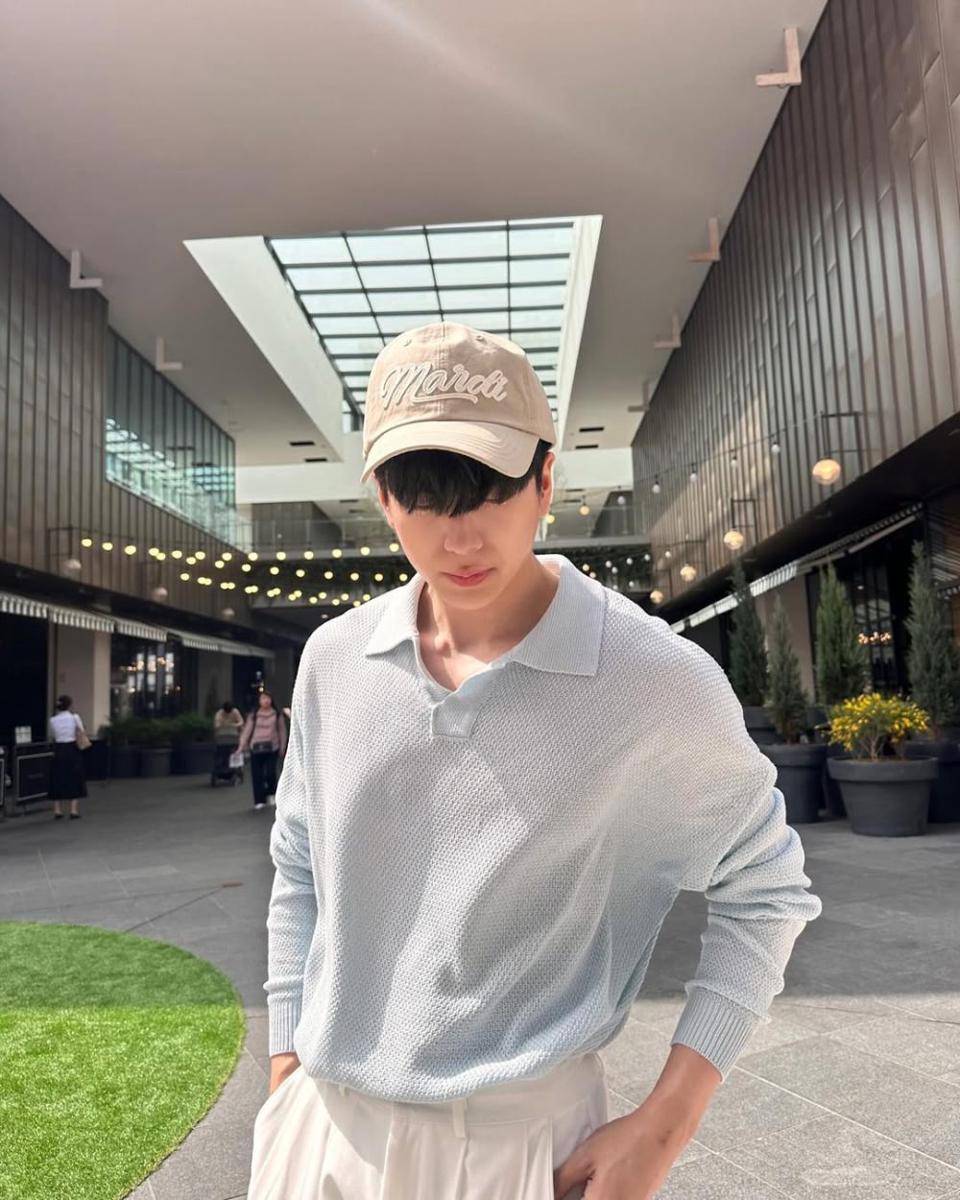 potret clean outfit ala Nonkul Chanon (instagram.com/nonkul)