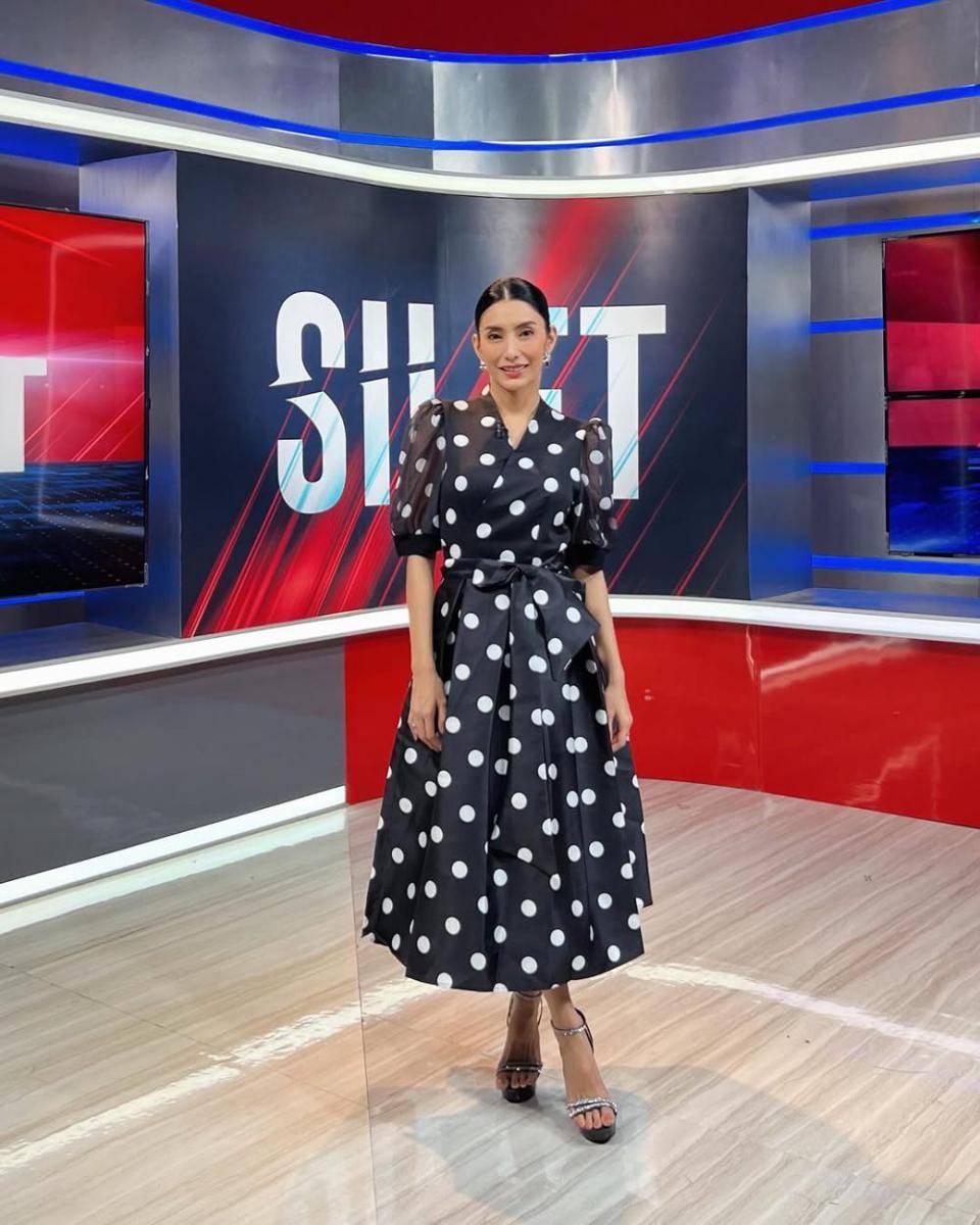 potret ide dress nuansa formal ala Tyas Mirasih (instagram.com/tyasmirasih)