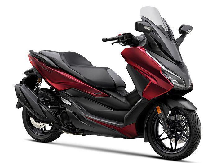 3 Motor Honda dengan Honda Selectable Torque Control di Bawah 300cc