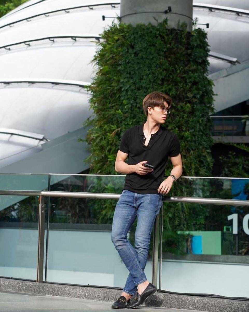 outfit minimalis ala Joss Wayar (Instagram.com/josswayar)