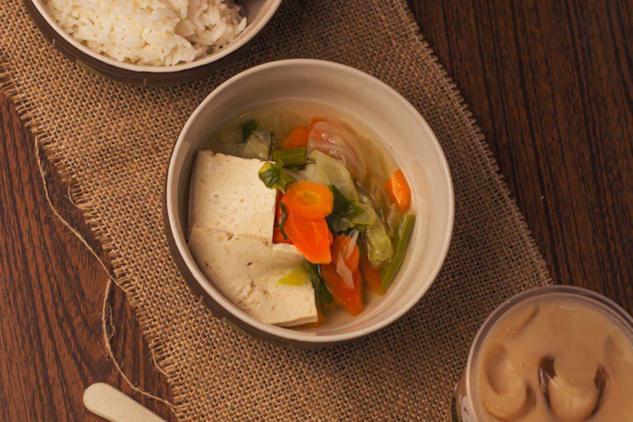 5 Resep Sayur Bening Nikmat, Teman Baik di Musim Hujan!