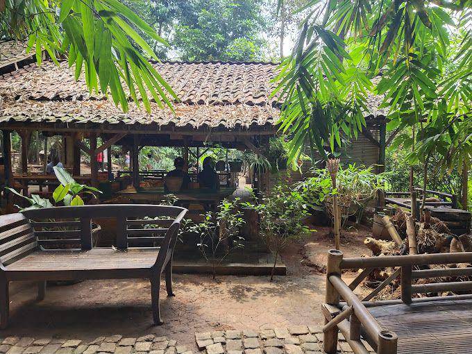 Warung Tuman BSD, Tangerang Selatan (google.com/maps/Wulansari Wulansari)