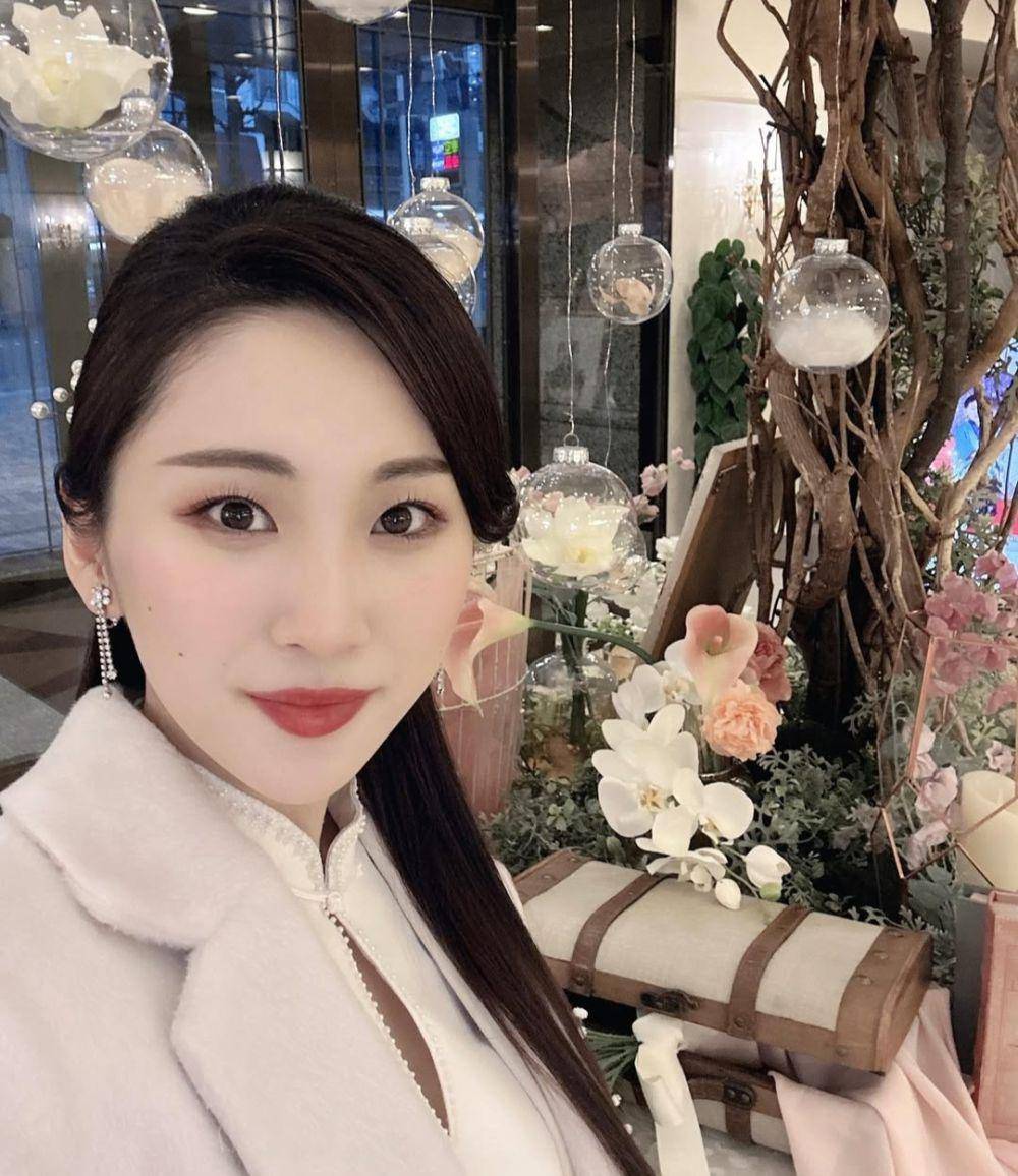 Ai Nozaki (instagram.com/ai_love_1218)