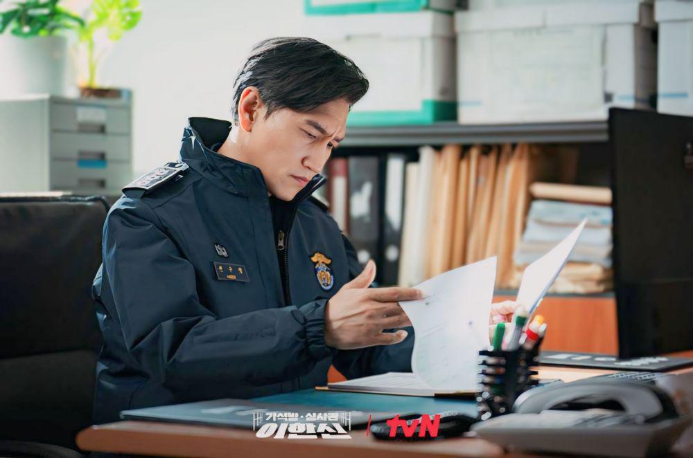 7 Cara Han Shin Bantu Pembebasan Bersyarat Soo Bum Parole Examiner Lee