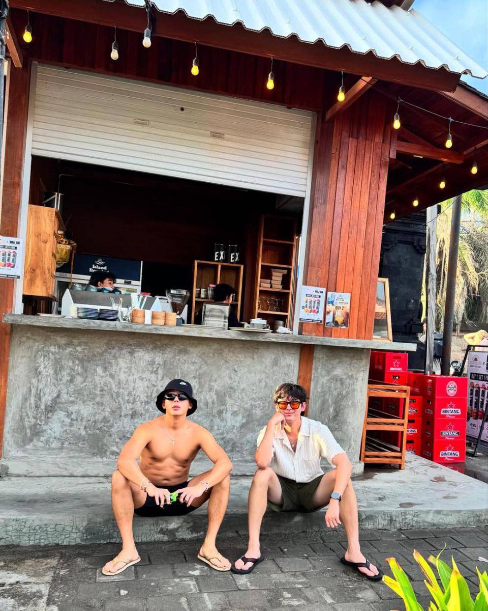 potret Lee Ji Hoon liburan Bali (instagram.com/88leejihoon)