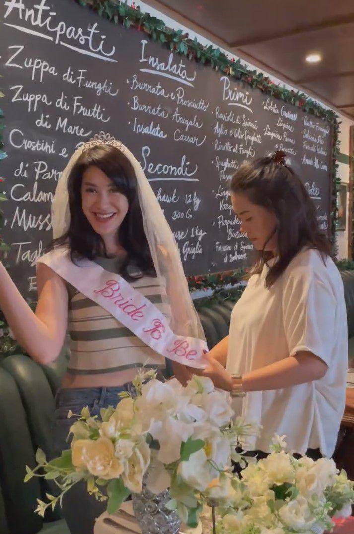 potret bridal shower Elma Agustin (instagram.com/elmaaa_e)