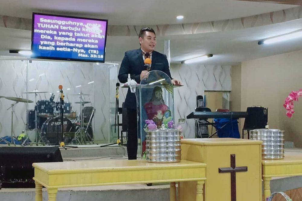 Potret GBI Cinangoh Karawang (instagram.com/logteens_)