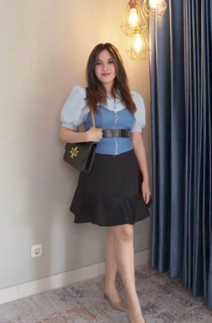 Anelies Praramadhani (instagram.com/anelies.praramadhani)