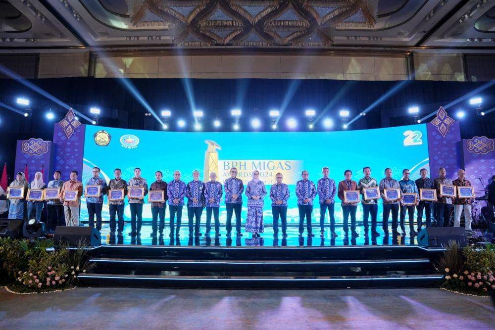 PGN meraih tiga penghargaan ajang BPH Migas Awards diserahkan Jumat (13/12/2024). (Dok. PGN).