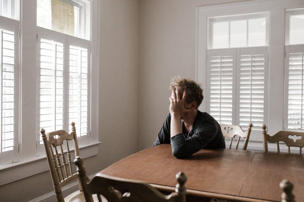 5 Cara Hadapi Quarter-Life Crisis dan Temukan Arah Hidup