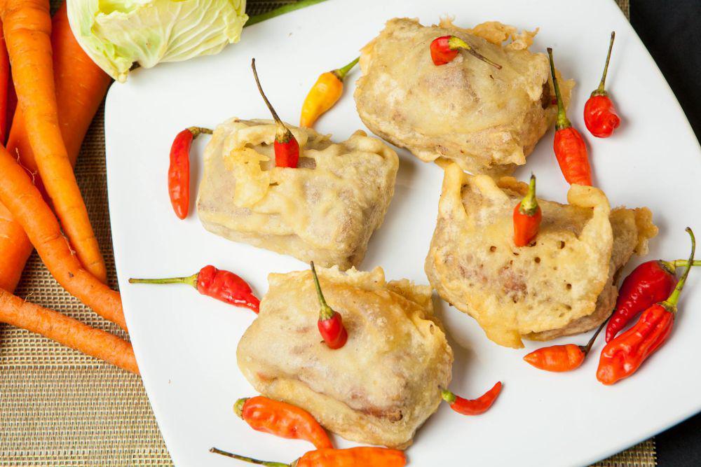 Resep Tahu Goreng Isi Ayam Suwir Pedas, Bikin Sendiri biar Lebih Puas