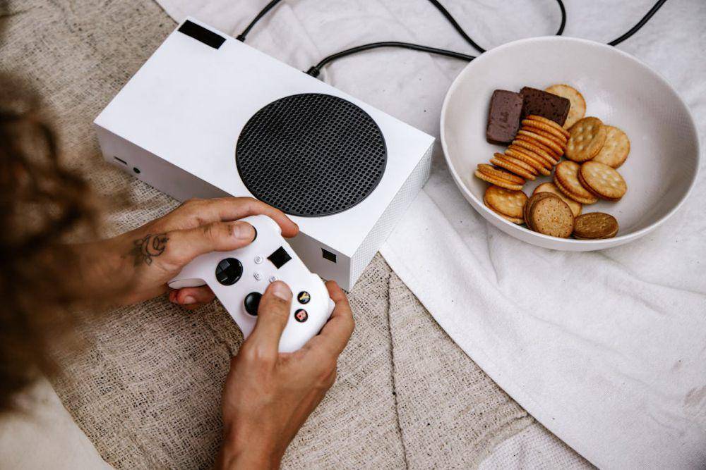 ilustrasi play station (pexels.com/ROMAN ODINTSOV)