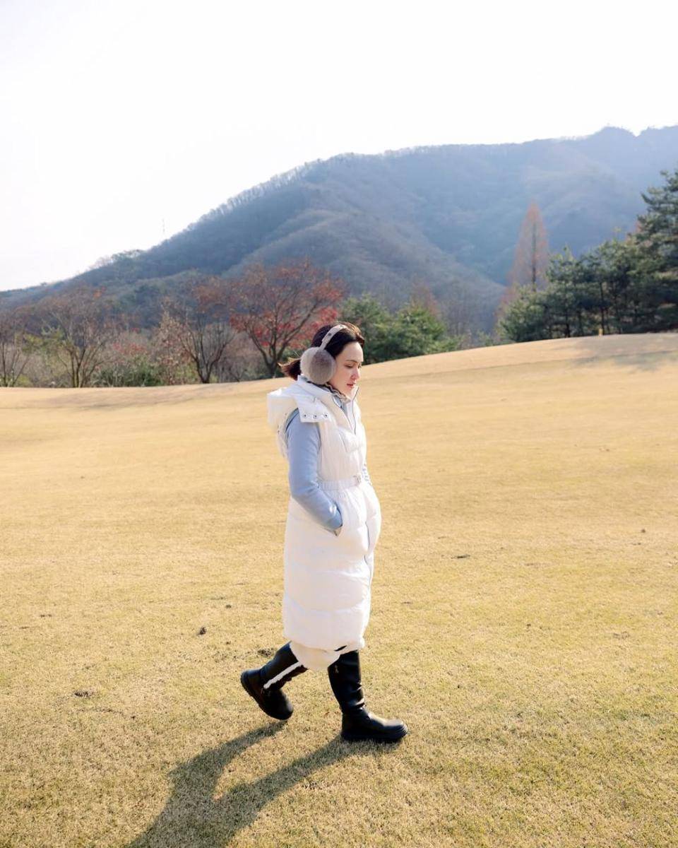 Shandy Aulia main golf di Korea (instagram.com/shandyaulia)