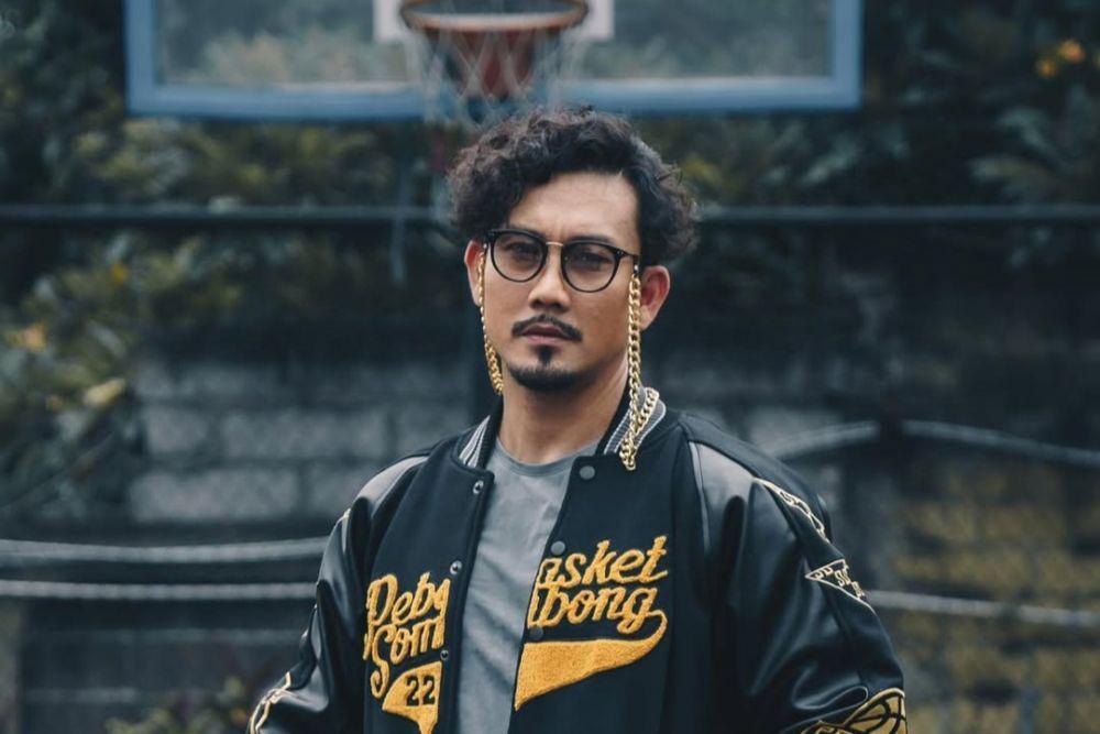 Alasan Denny Sumargo Belum Unggah Podcast dengan Ayah Natasha Wilona