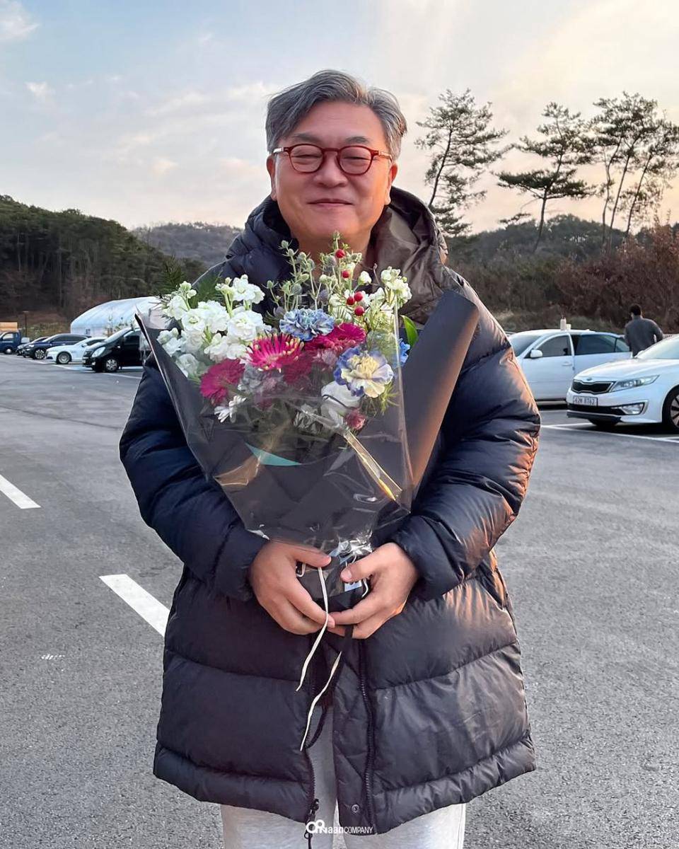 Kim Eui Sung (instagram.com/company_aan)
