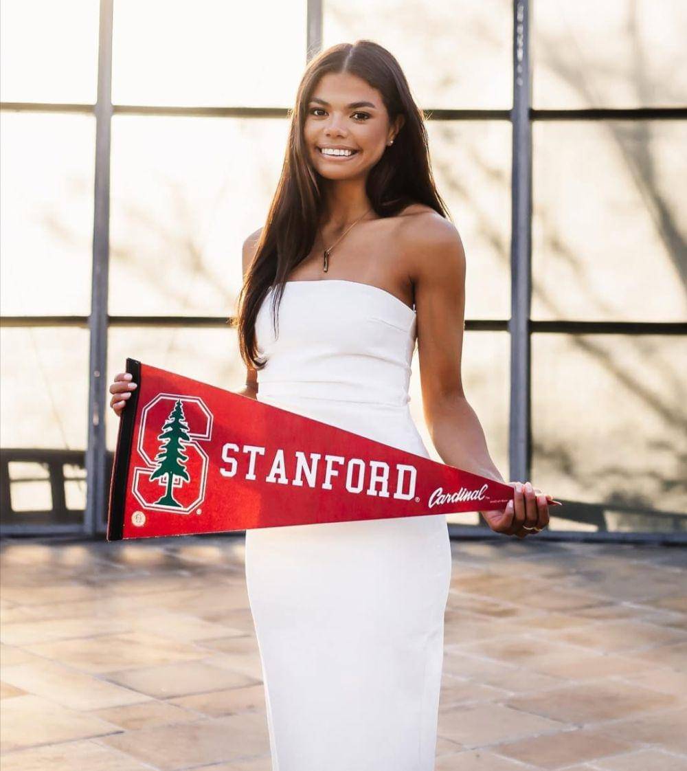 Alma Cooper (instagram.com/alma.cooper)