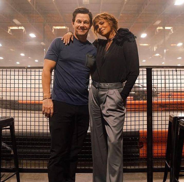Mark Wahlberg (instagram.com/markwahlberg)