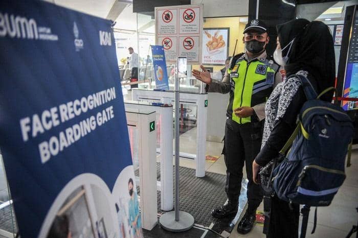Bantu Kelancaran Nataru, 100 Face Recognition Dipakai di Stasiun