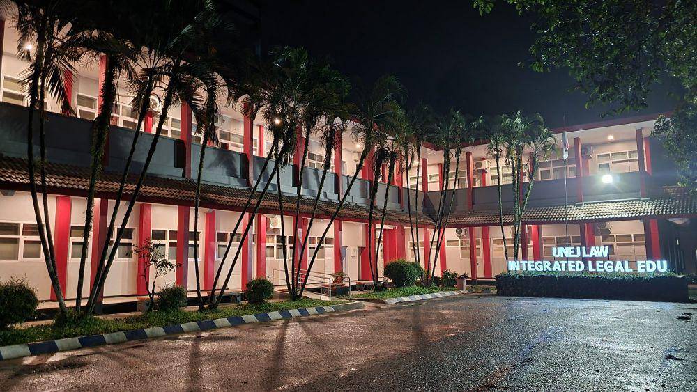 Potret Fakultas Hukum Universitas Jember (law.unej.ac.id)
