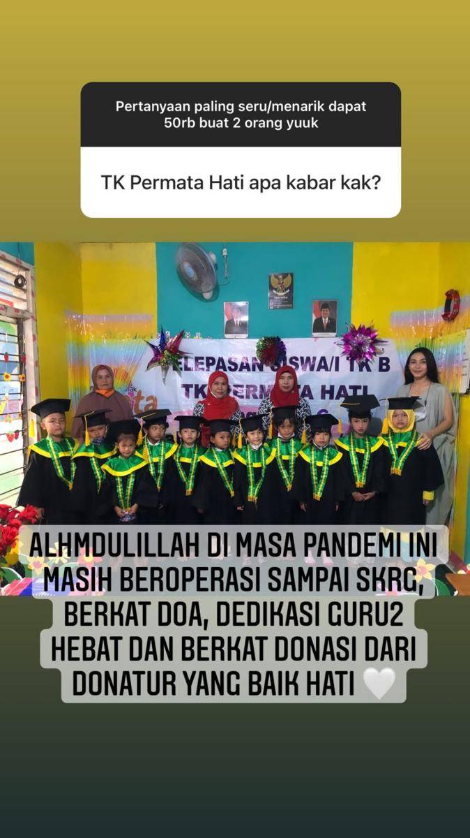 Dea Lestari saat jadi kepala sekolah (tiktok.com/dealestari333)