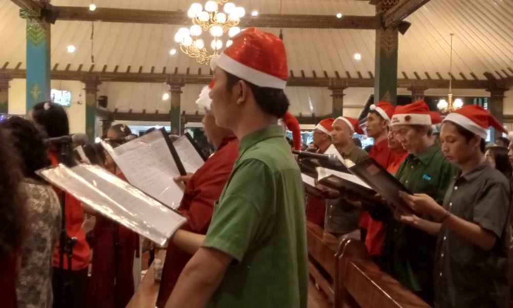 Kunjungi Gereja Ganjuran, Ini Pesan Natal dari Bupati Bantul