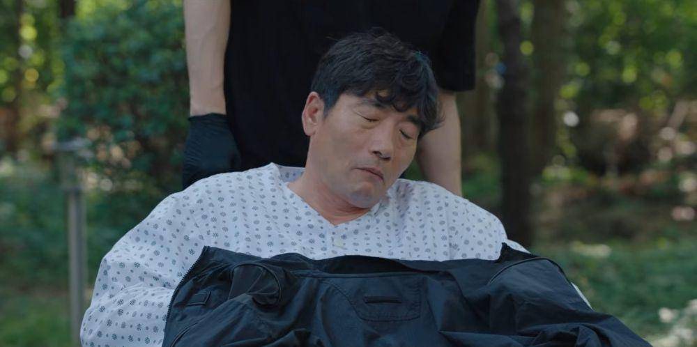 Park Won Sang di drama When the Phone Rings (Dok. Netflix/When the Phone Rings)