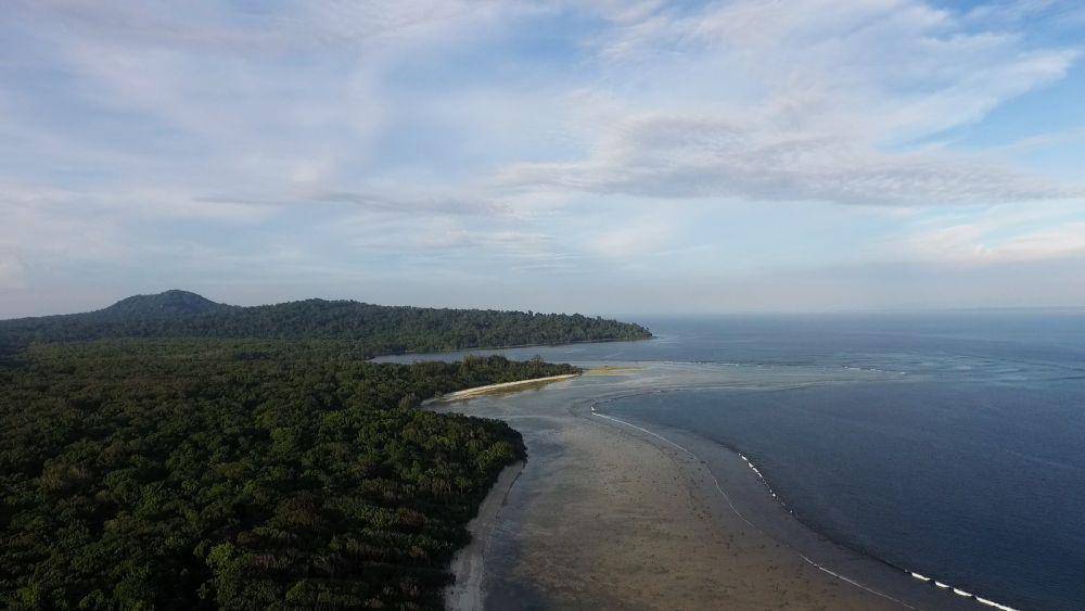 Pulau Panaitan (https://tnujungkulon.menlhk.go.id/)