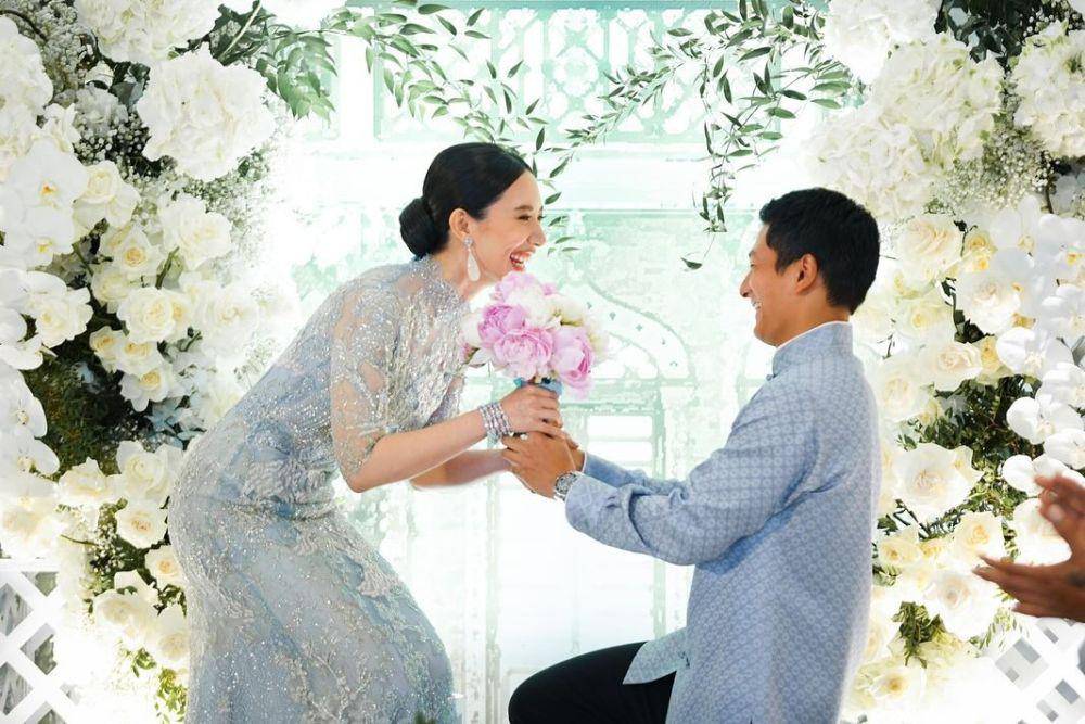dekorasi lamaran 2024 (instagram.com/sandiuno)