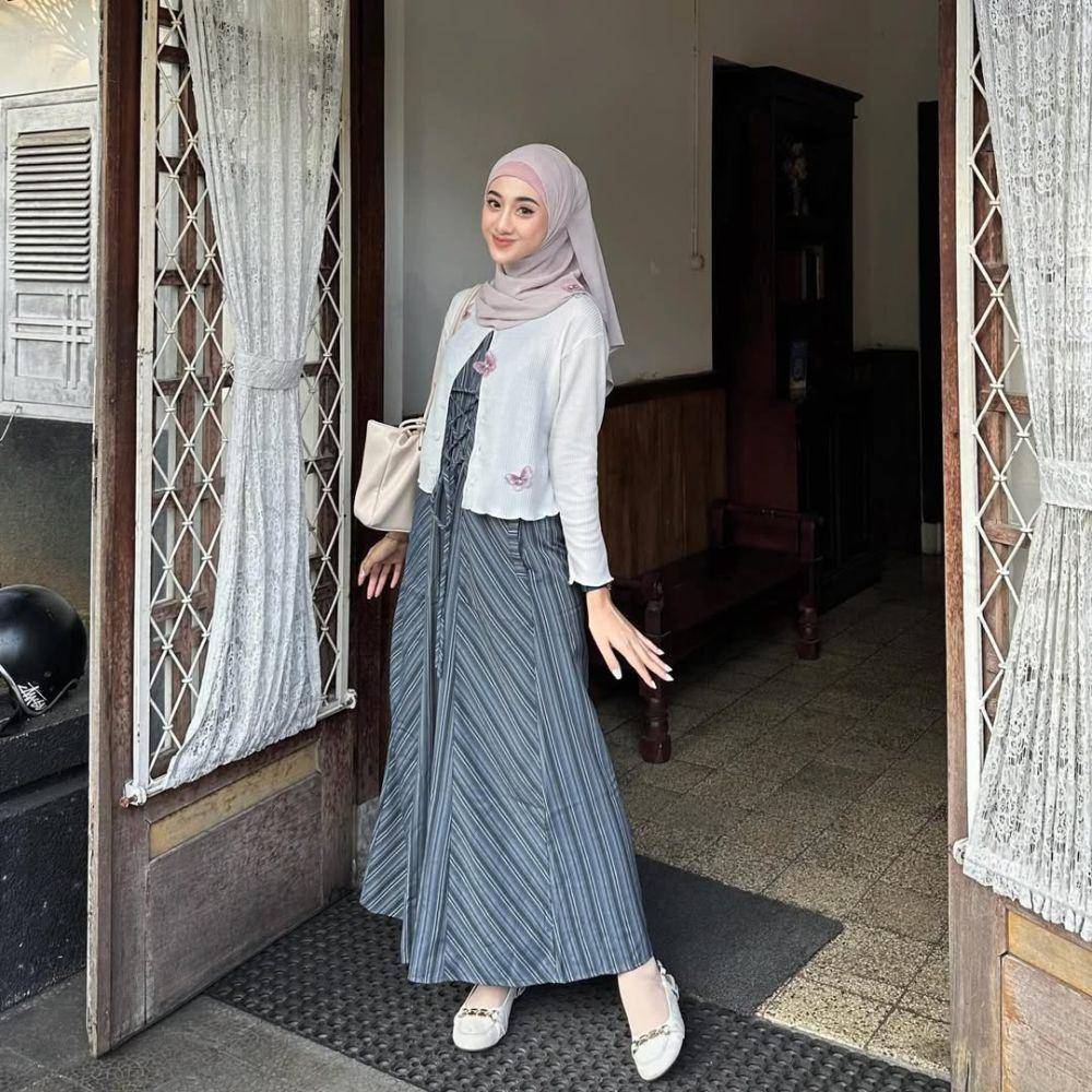 Nimaz Azlia (instagram.com/azzllia)