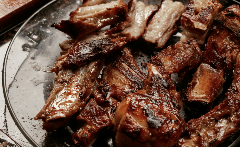 Potret babi panggang 