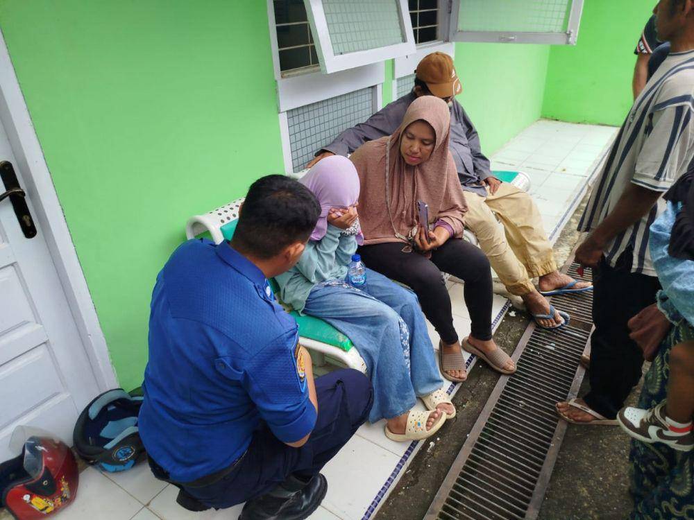 Keluarga korban tenggelam (Dok BPBD Padang)