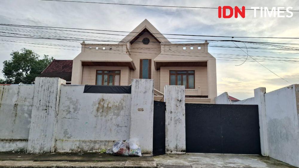 Penampakan Rumah Mewah ASS, Aktor Intelektual Uang Palsu UIN Makassar
