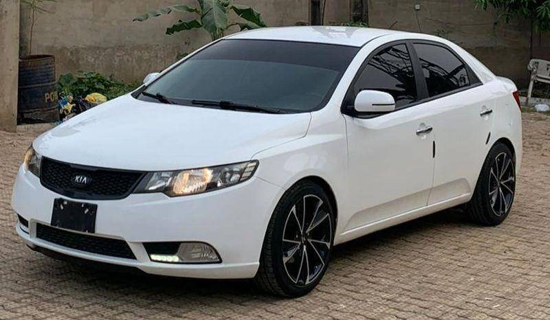 Kia Cerato (2012) (instagram.com/lagi_motors)