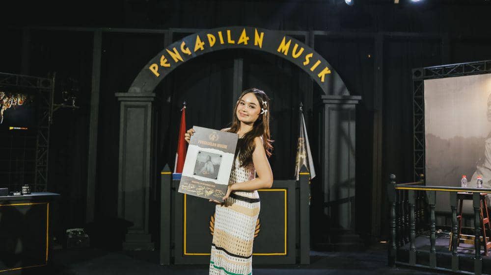 Solois asal Medan Chintya Gabriella namanya tengah melambung gara-gara single “Ambisius.” (Dok. Pengadilan Musik)