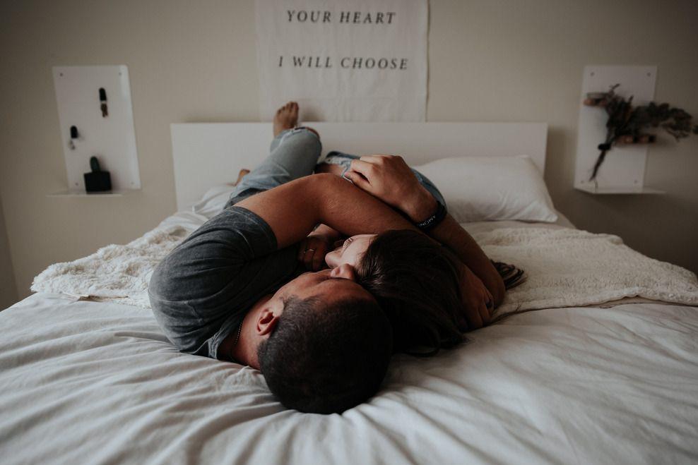 Cinta atau Nafsu? Mengenali Perbedaan dalam Hubungan Seksual