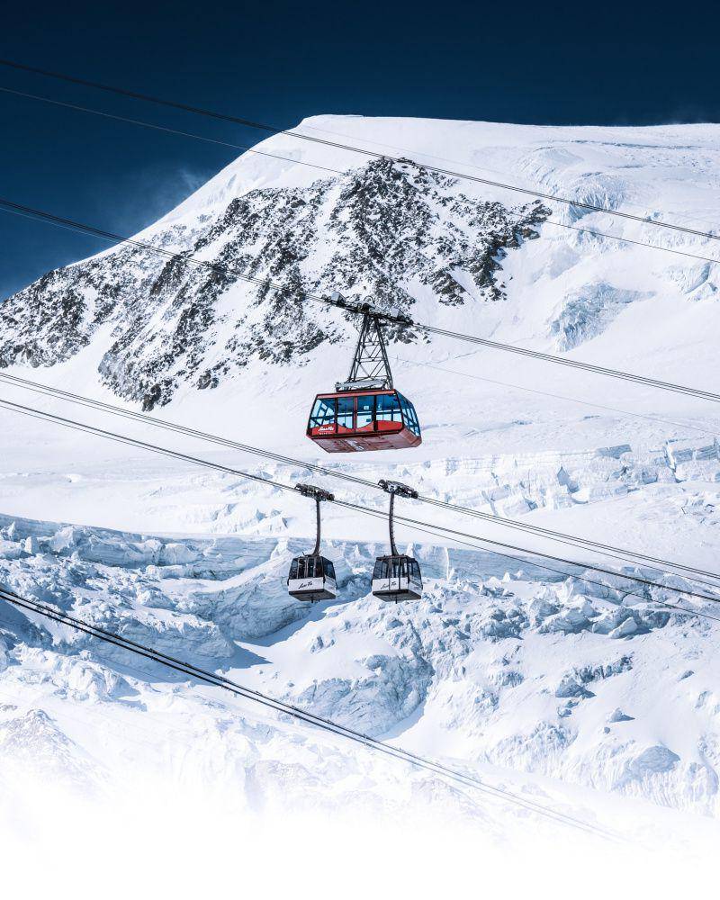 potret pemandangan di Saas-Fee (instagram.com/saasfee)