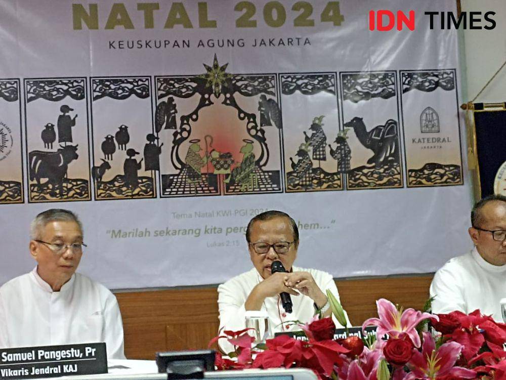 Uskup Agung Jakarta Mgr. Ignatius Kardinal Suharyo dalam konferensi pers Natal 2024. (IDN Times/Amir Faisol)