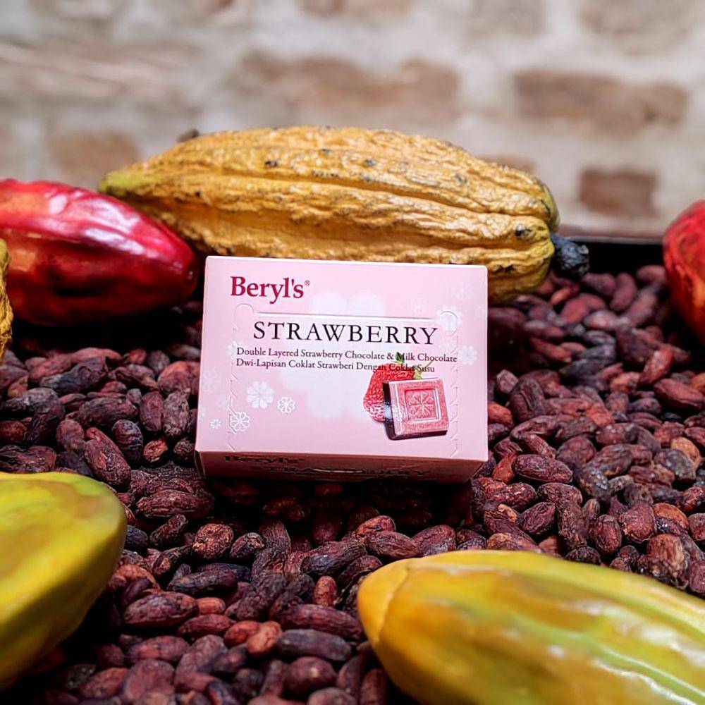 potret Beryl's Crunchy Delights Strawberry Chocolate With Milk Chocolate (instagram.com/berylschocolate)