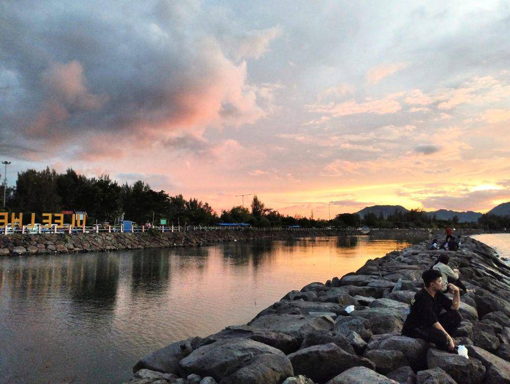 senja di pantai ulee lheue (dok.pribadi)