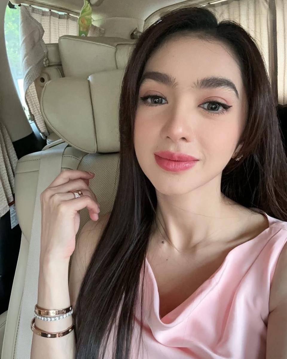 Angel Karamoy (instagram.com/realangelkaramoy)