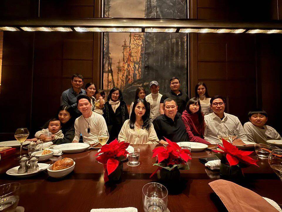 potret artis rayakan Natal 2024 di luar negeri (instagram.com/clarissatanoe)