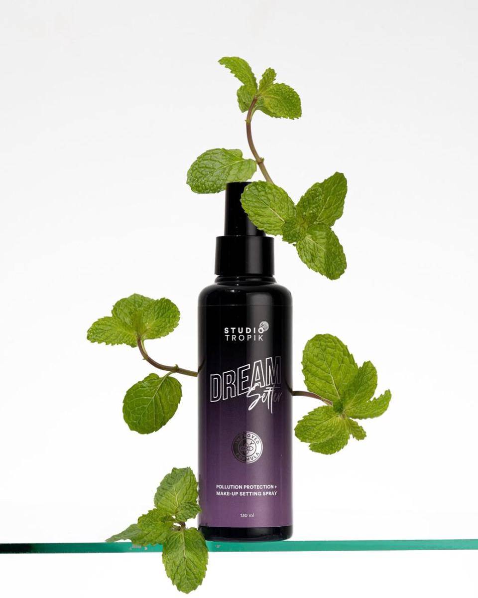 Studio Tropik Dream Setter Pollution Protection Make-up Setting Spray (instagram.com/studiotropik)