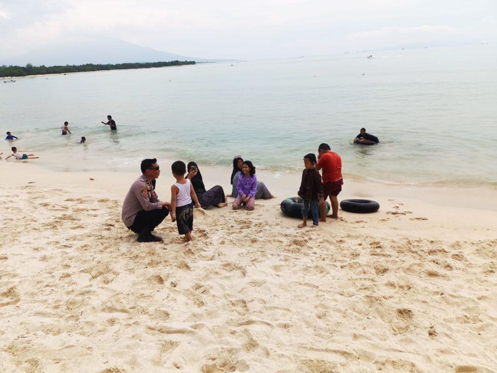 Wisata Bahari Harus Perketat Aturan Renang di Cuaca Buruk