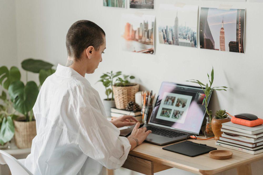 5 Website yang Bisa Bantu Kamu untuk Benerin CV, biar Gak Ditolak